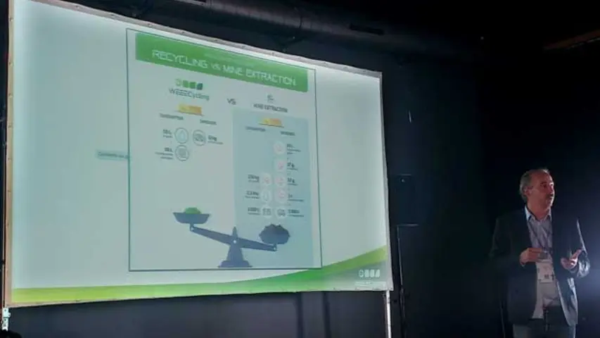 Serge Kimbel en intervention pour Weeecycling au NWX Festival